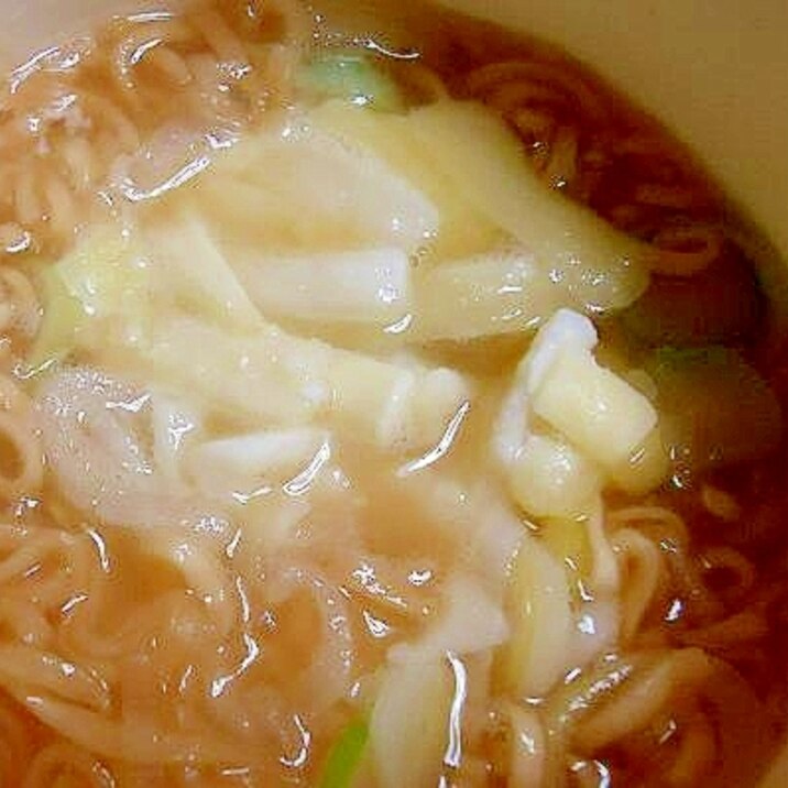 ヘルシー餅チーズラーメン